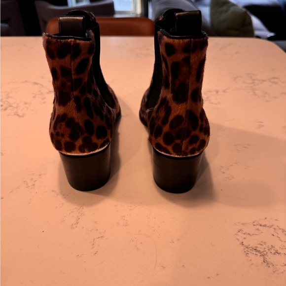 Nine West leopard print slip on booties - Picture 2 of 7